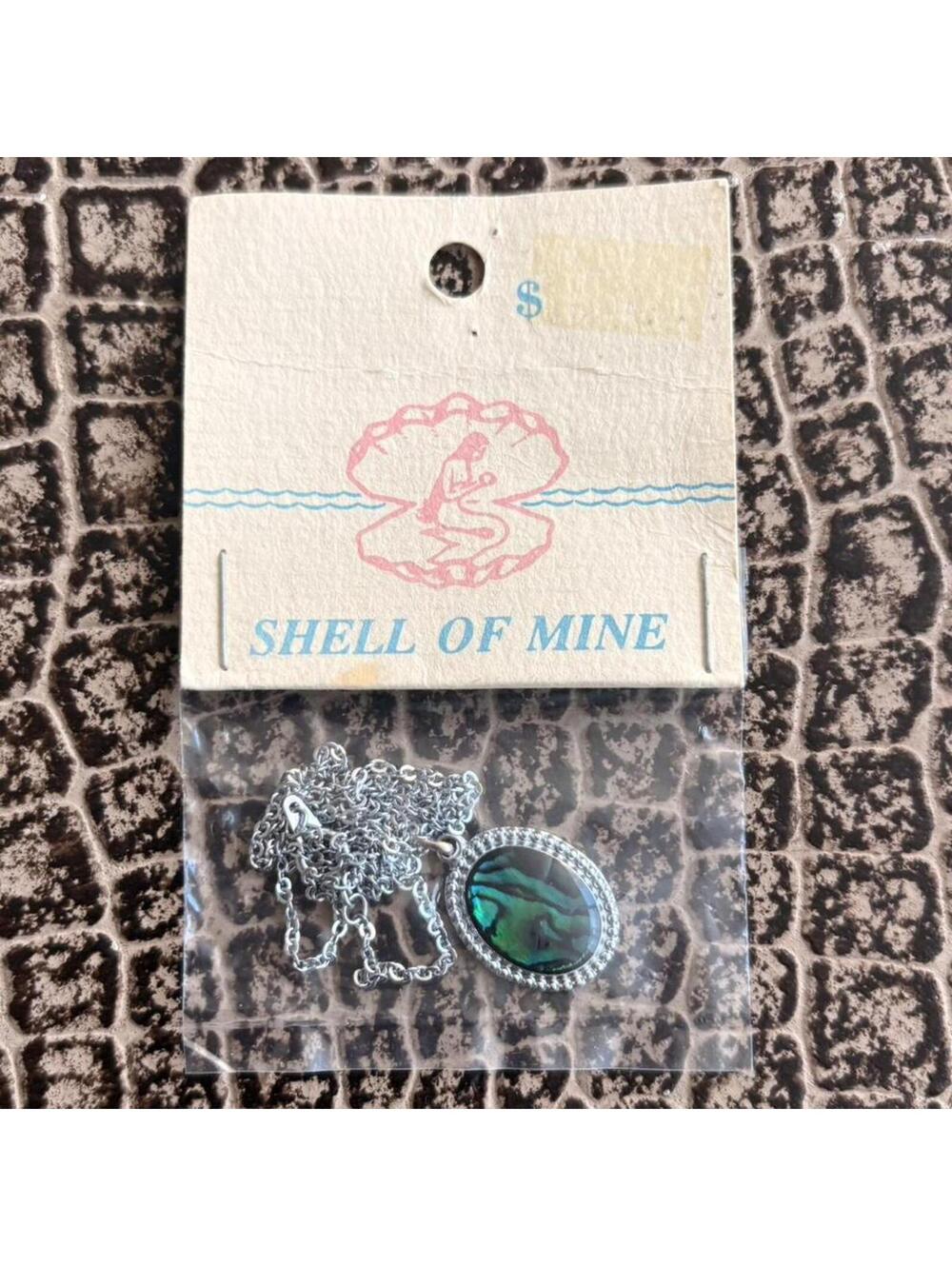 VINTAGE/DEADSTOCK SHELL OF MINE ABALONE NECKLACE